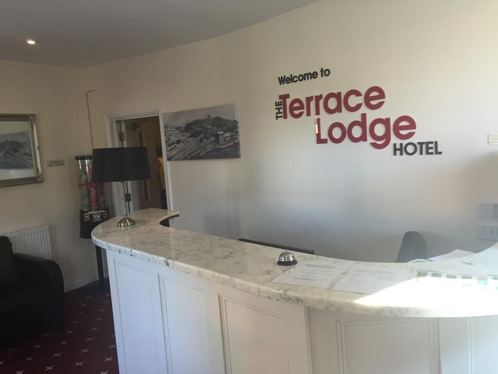 The Terrace Lodge Hotel Yeovil Extérieur photo